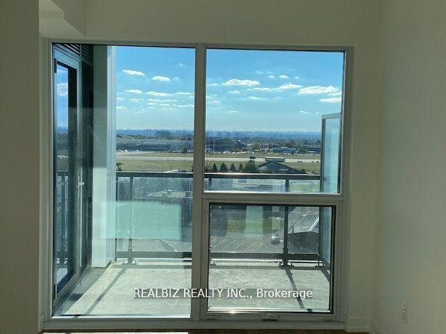 Photo 7 of Unit 1715, 28 Interchange Way, Vaughan, Vaughan Corporate Centre — HOMEH