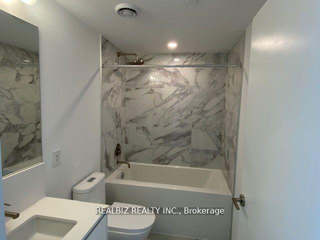 Photo 10 of Unit 1715, 28 Interchange Way, Vaughan, Vaughan Corporate Centre — HOMEH