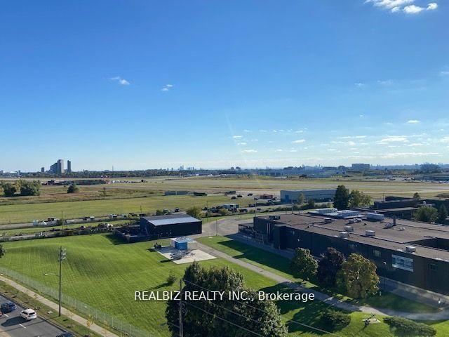 Photo 18 of Unit 1715, 28 Interchange Way, Vaughan, Vaughan Corporate Centre — HOMEH