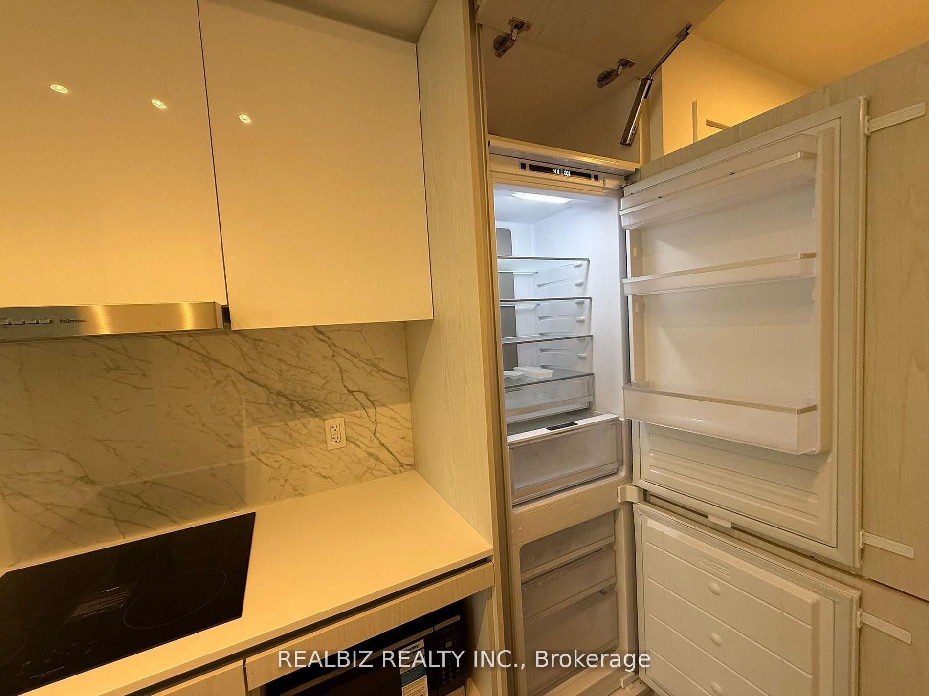 Photo 26 of Unit 1715, 28 Interchange Way, Vaughan, Vaughan Corporate Centre — HOMEH