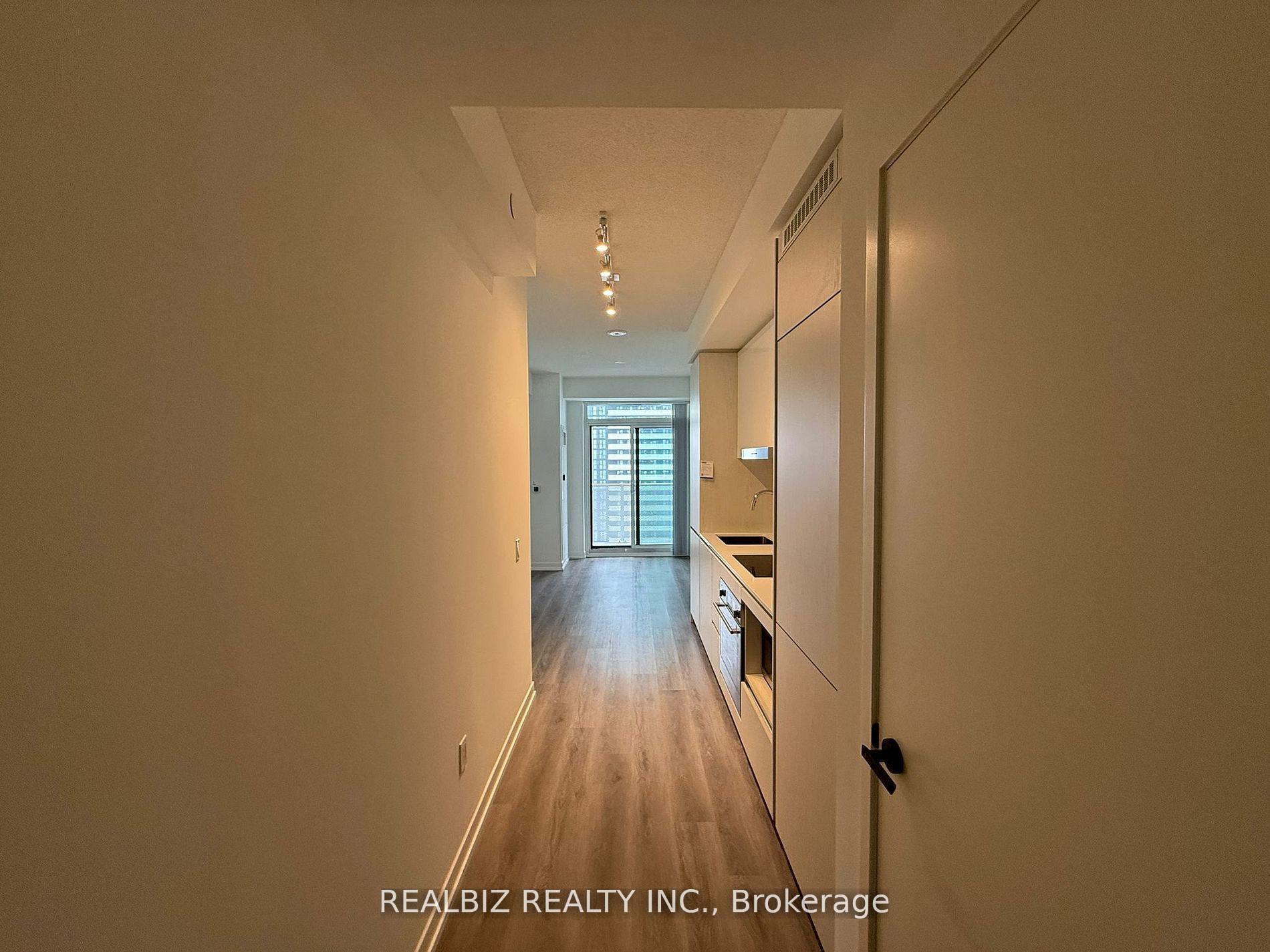 Photo 27 of Unit 1715, 28 Interchange Way, Vaughan, Vaughan Corporate Centre — HOMEH