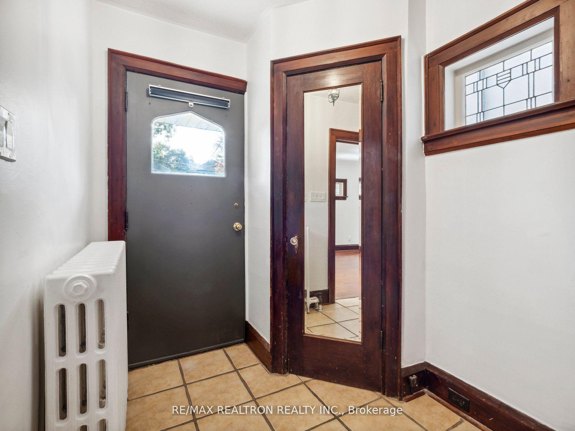 Photo 5 of 186 Wanless Avenue, Toronto, Lawrence Park North — HOMEH