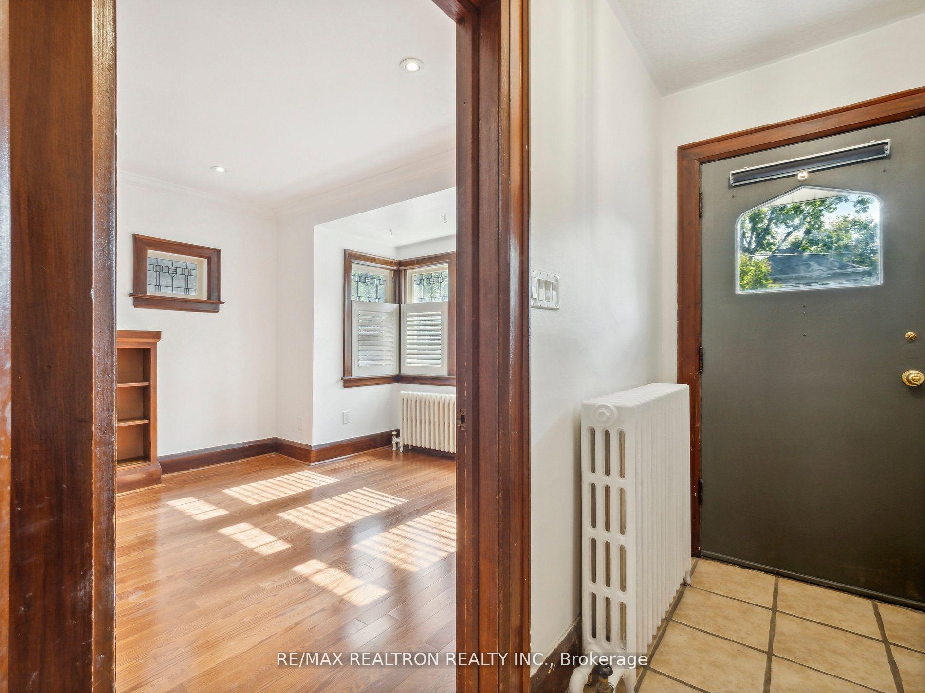 Photo 6 of 186 Wanless Avenue, Toronto, Lawrence Park North — HOMEH