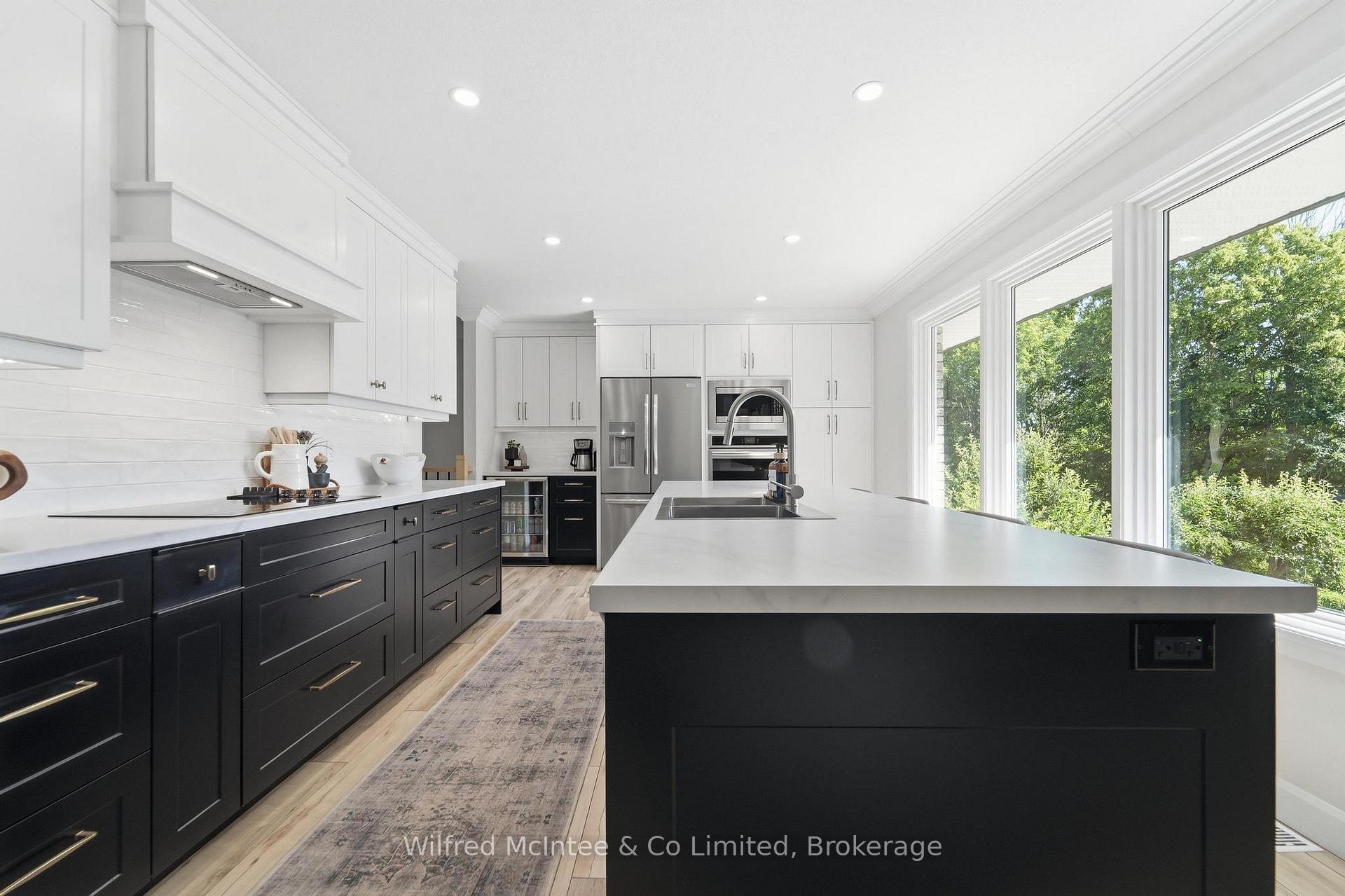 Photo 13 of 206 Thomas Street, Brockton — HOMEH