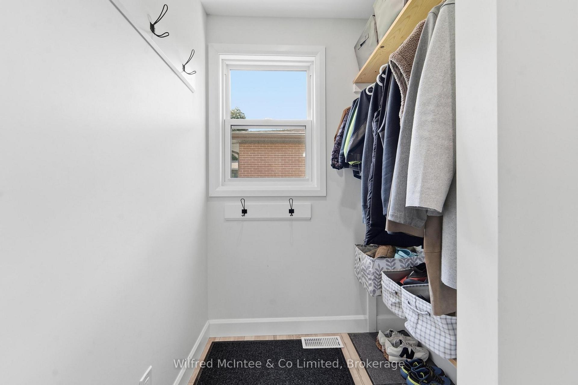 Photo 26 of 206 Thomas Street, Brockton — HOMEH