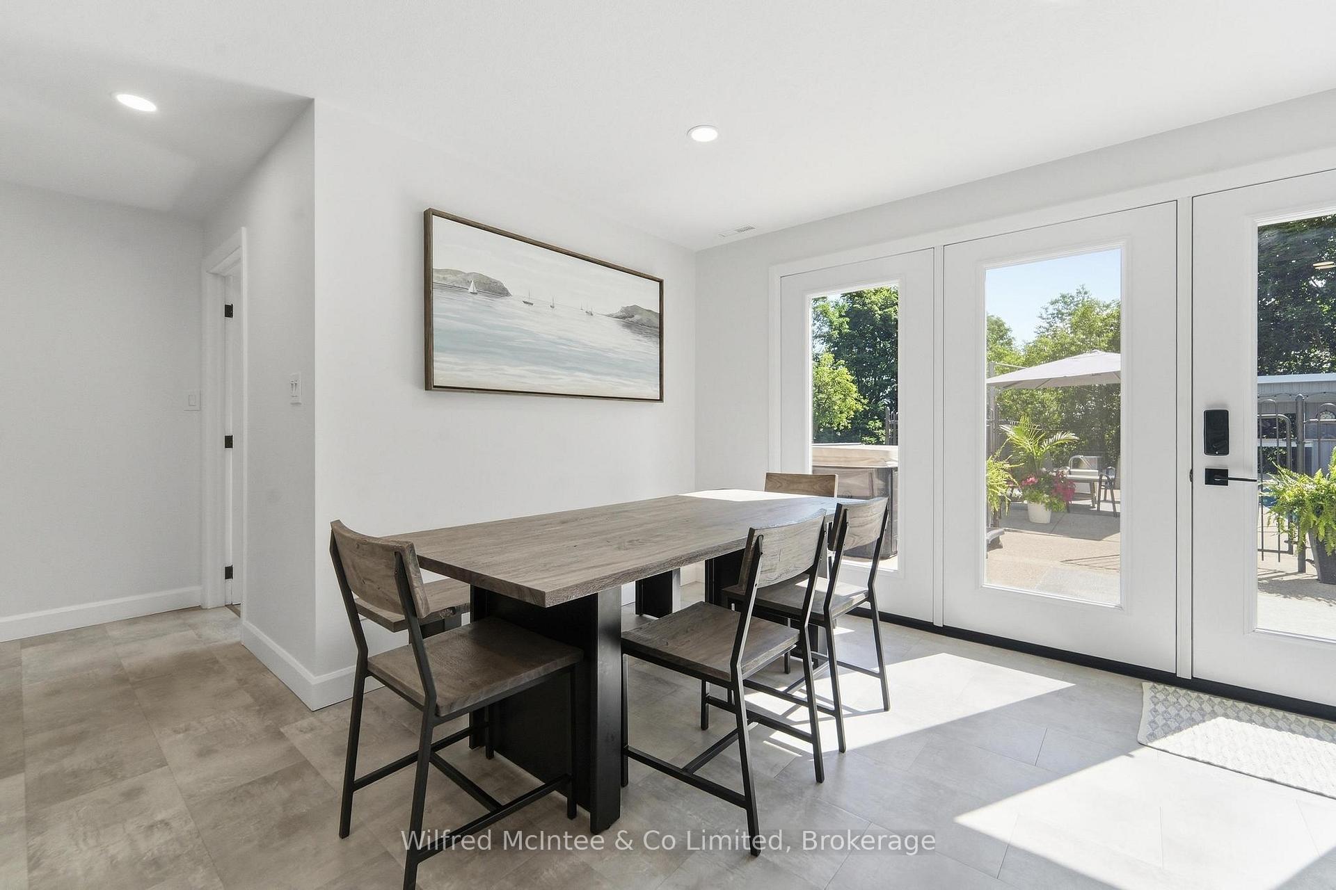 Photo 28 of 206 Thomas Street, Brockton — HOMEH