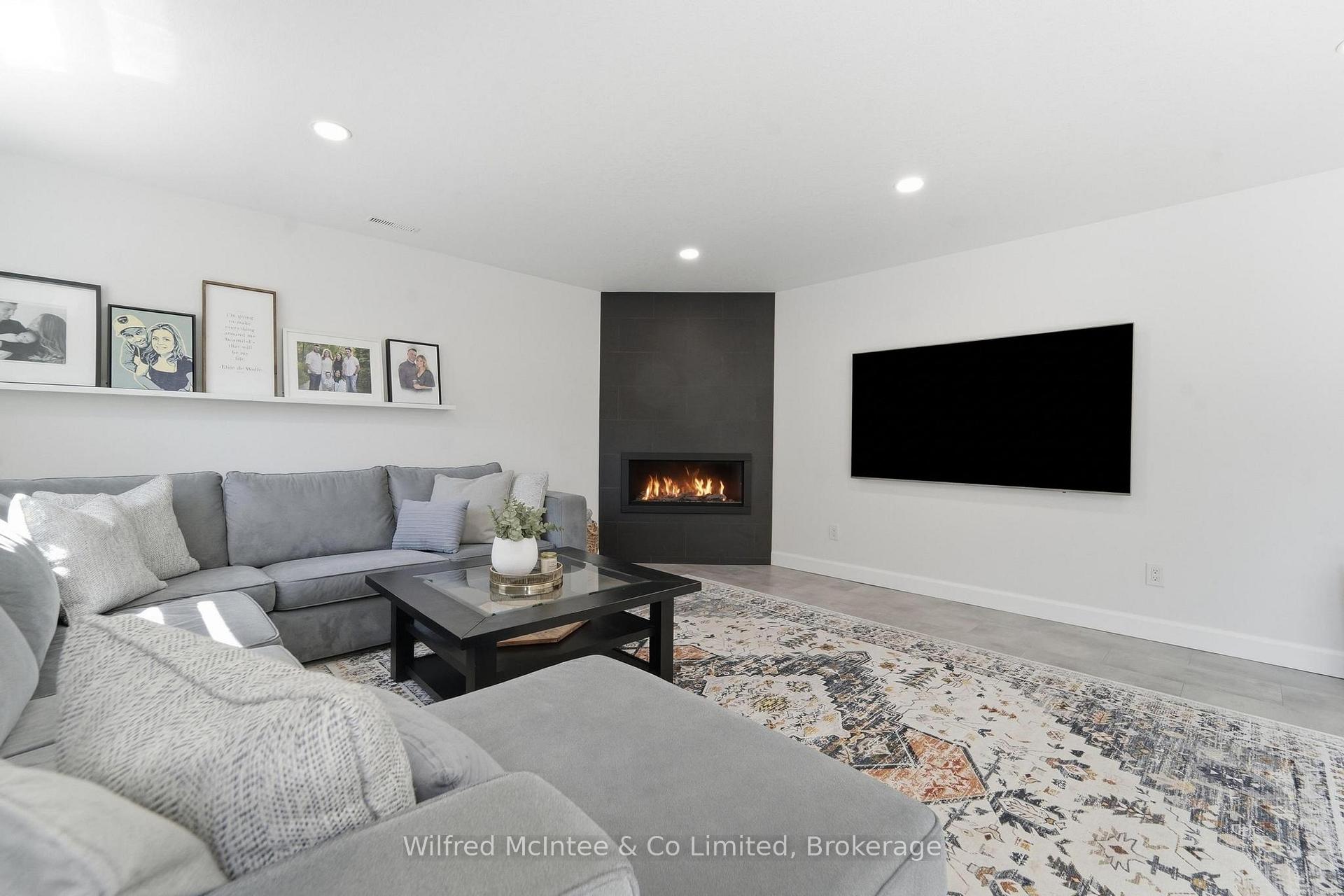 Photo 31 of 206 Thomas Street, Brockton — HOMEH