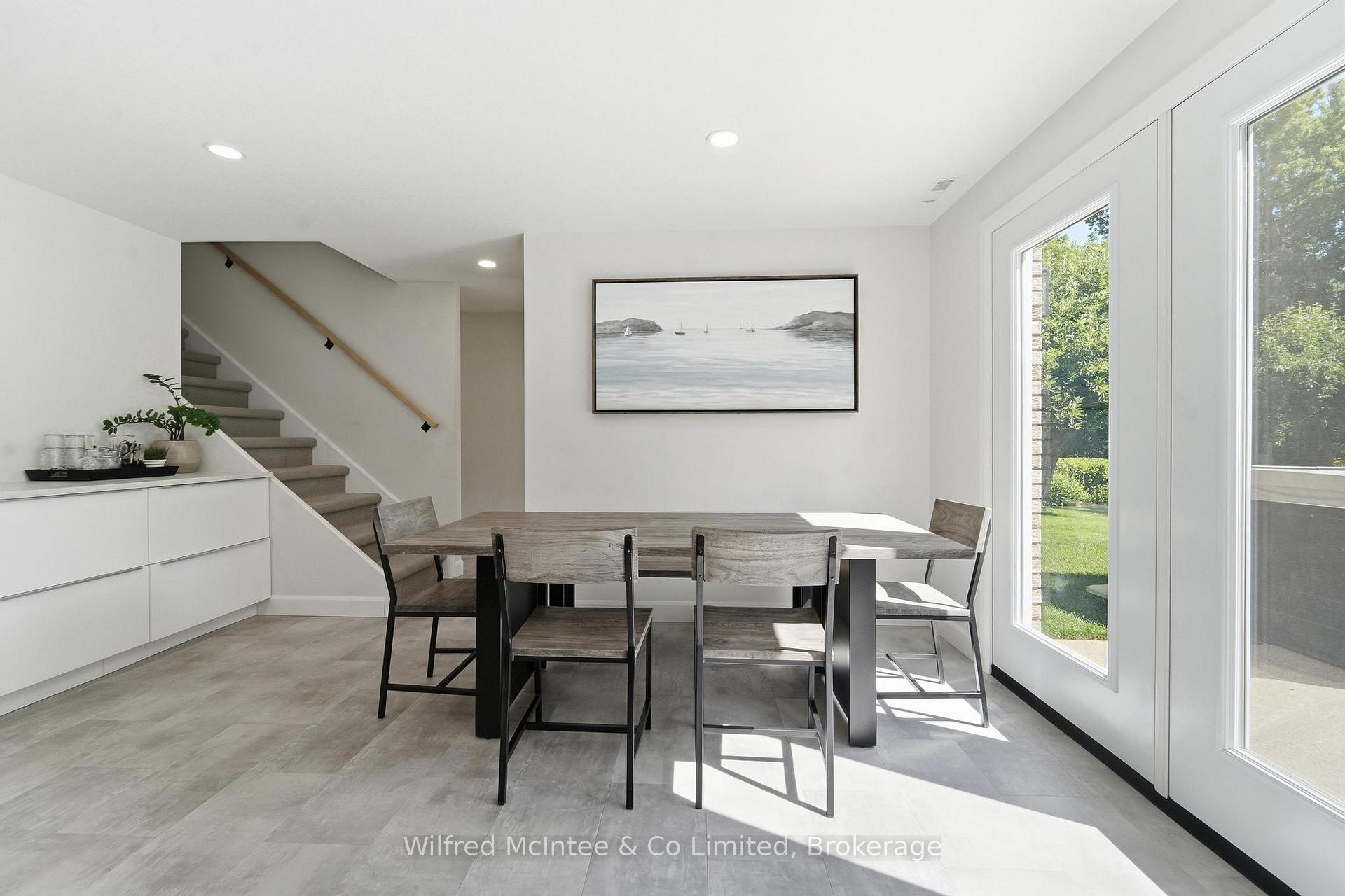 Photo 32 of 206 Thomas Street, Brockton — HOMEH
