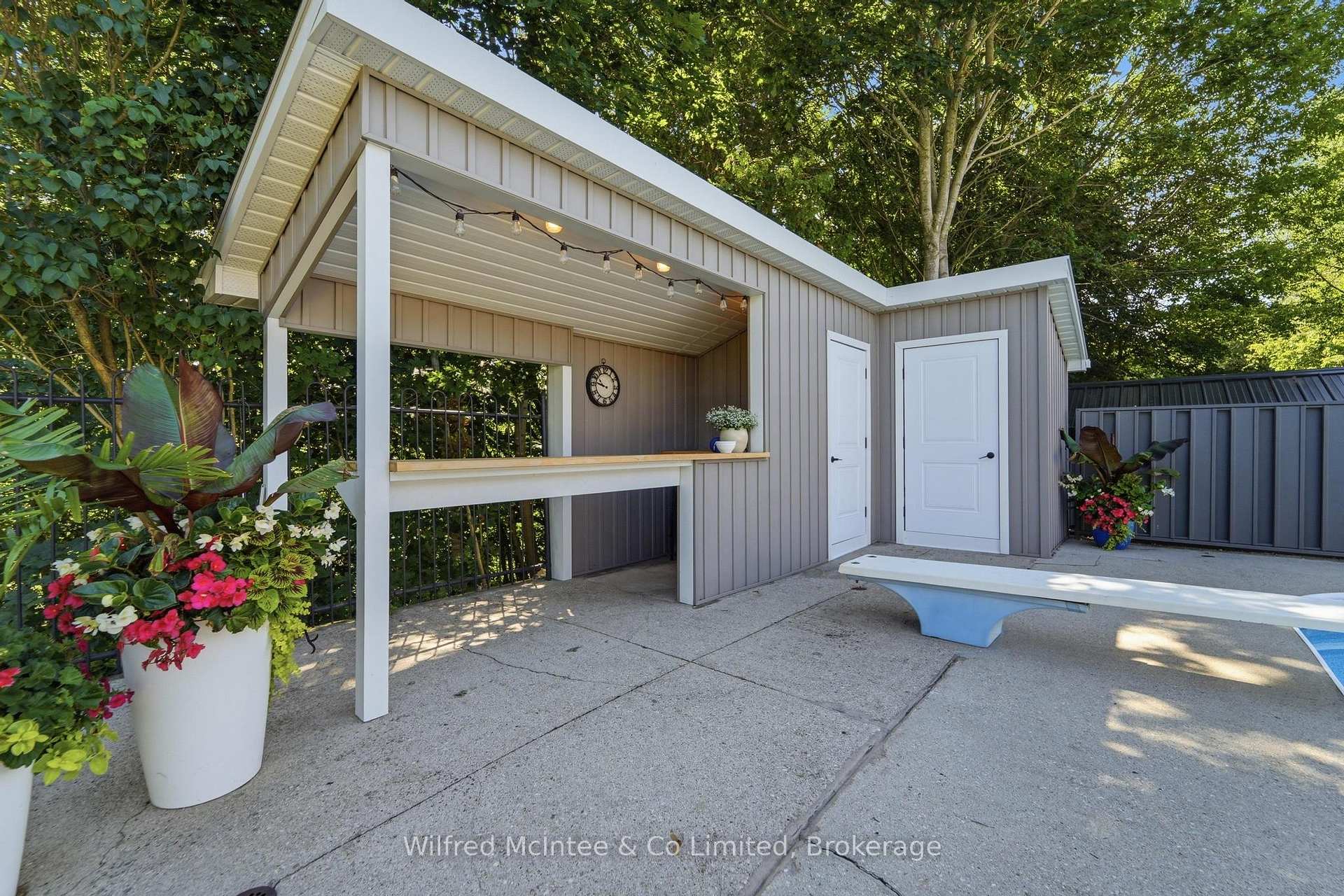 Photo 46 of 206 Thomas Street, Brockton — HOMEH