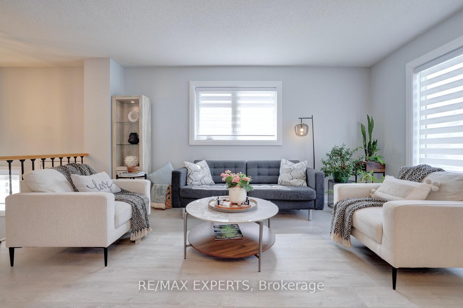 Photo 2 of 72 Donald Crescent, Wasaga Beach — HOMEH