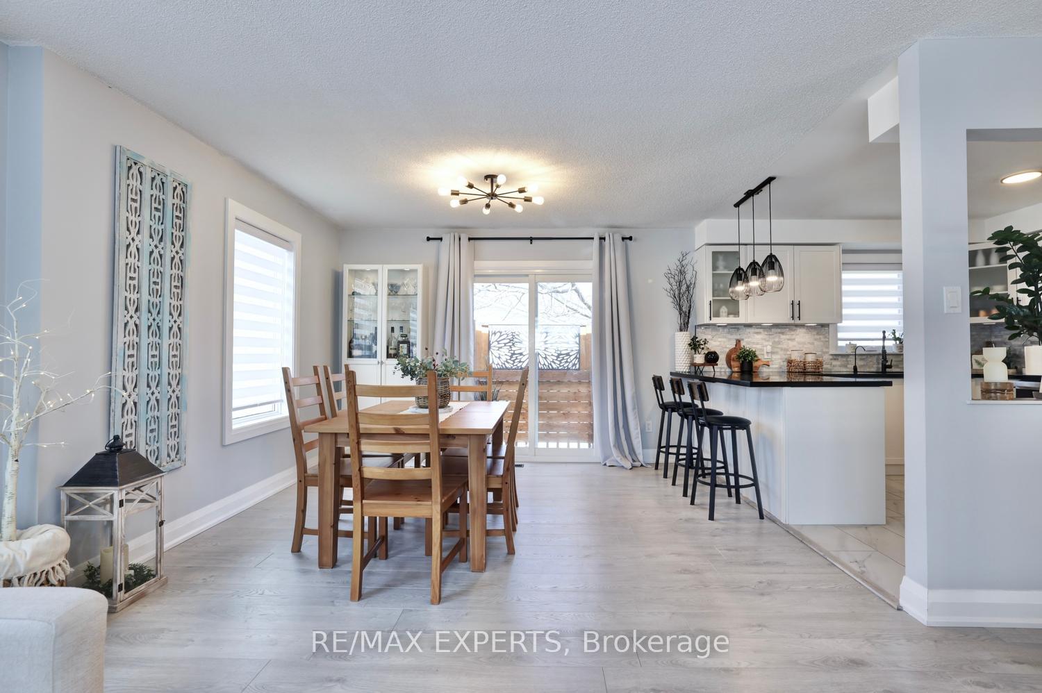 Photo 10 of 72 Donald Crescent, Wasaga Beach — HOMEH