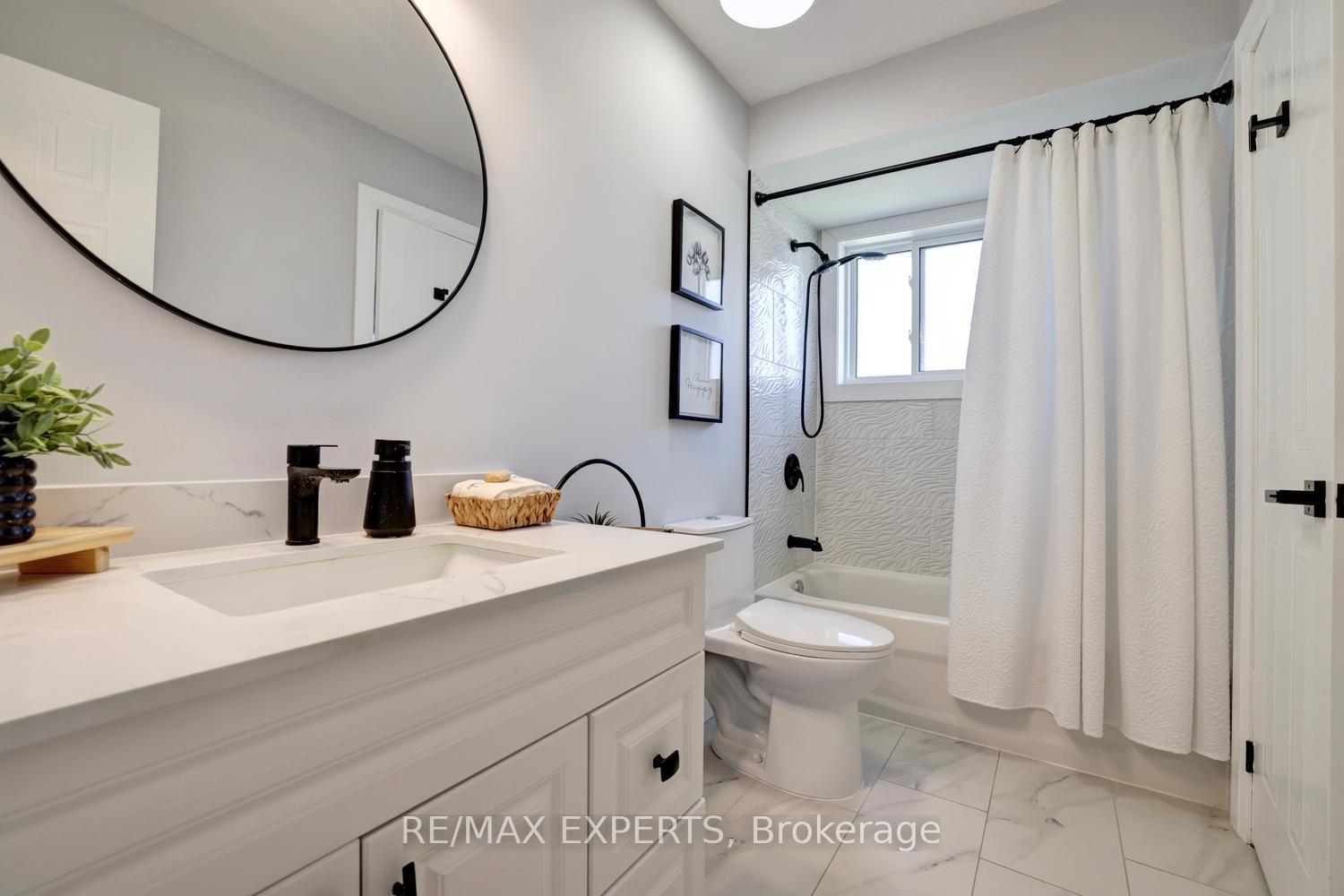Photo 24 of 72 Donald Crescent, Wasaga Beach — HOMEH