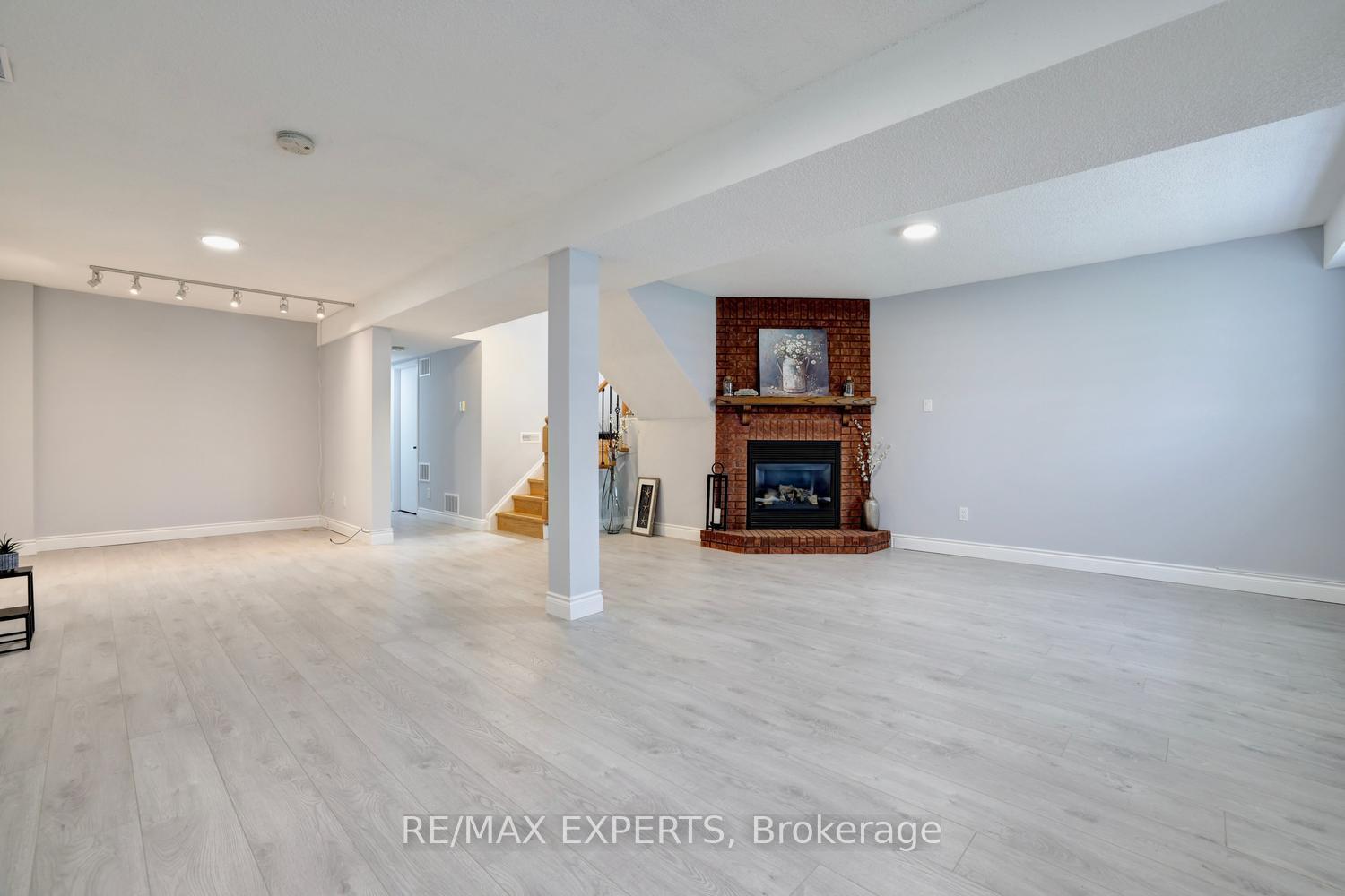 Photo 28 of 72 Donald Crescent, Wasaga Beach — HOMEH