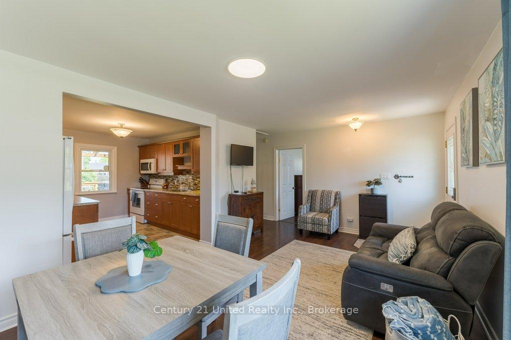 Photo 5 of 470 O'connell Road, Peterborough, Otonabee Ward 1 — HOMEH