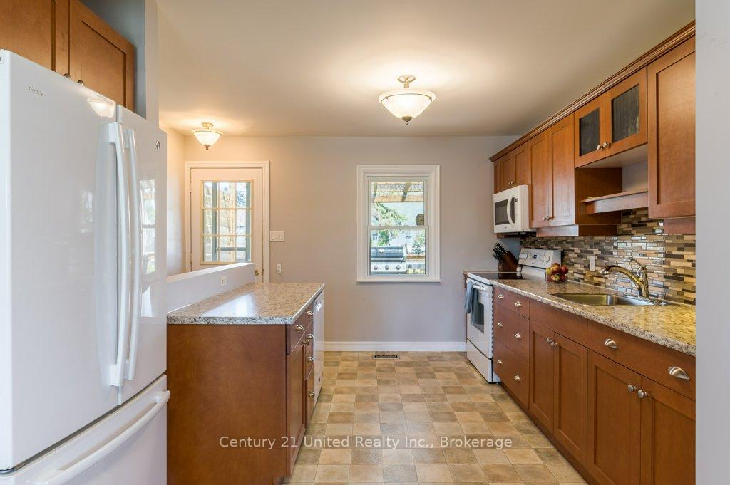 Photo 7 of 470 O'connell Road, Peterborough, Otonabee Ward 1 — HOMEH