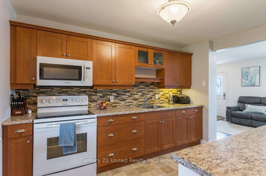 Photo 8 of 470 O'connell Road, Peterborough, Otonabee Ward 1 — HOMEH