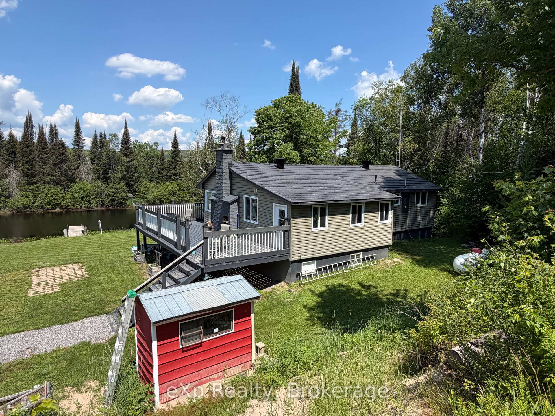 Photo 15 of 249 River Drive, Burk's Falls — HOMEH
