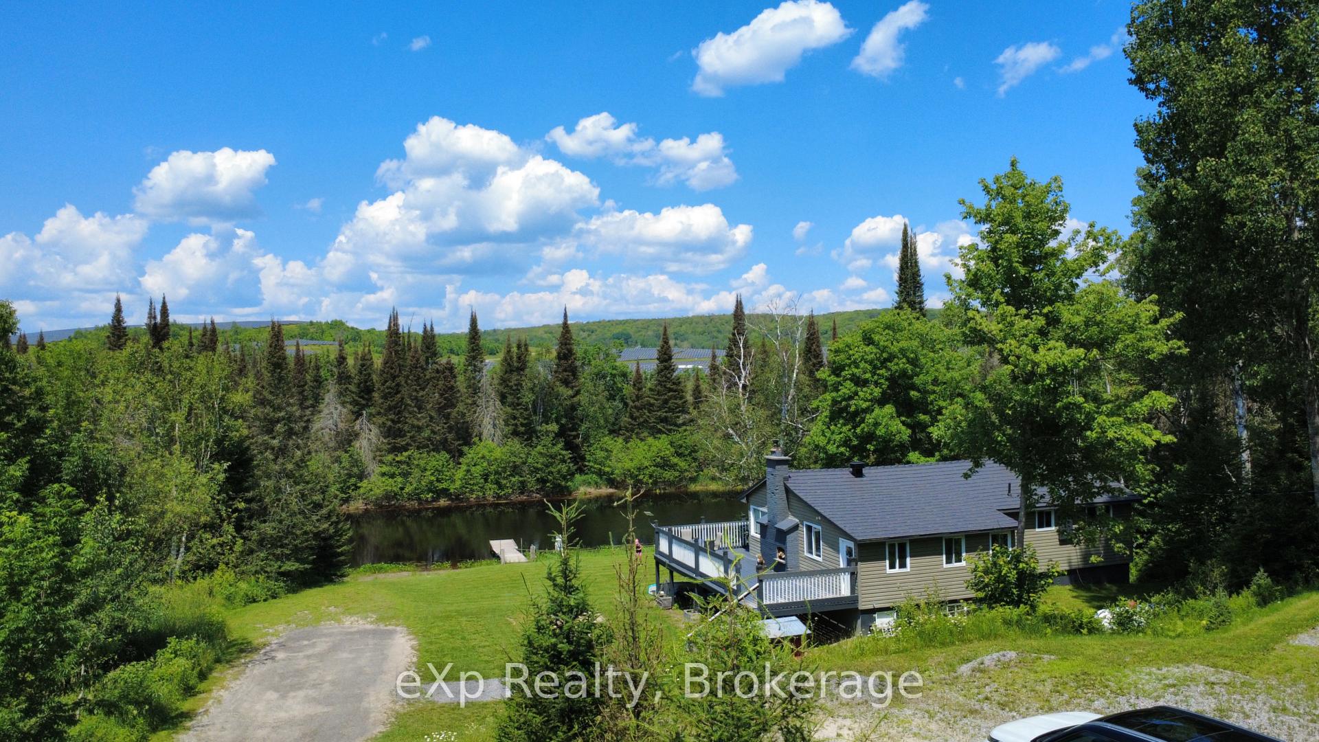 Photo 17 of 249 River Drive, Burk's Falls — HOMEH