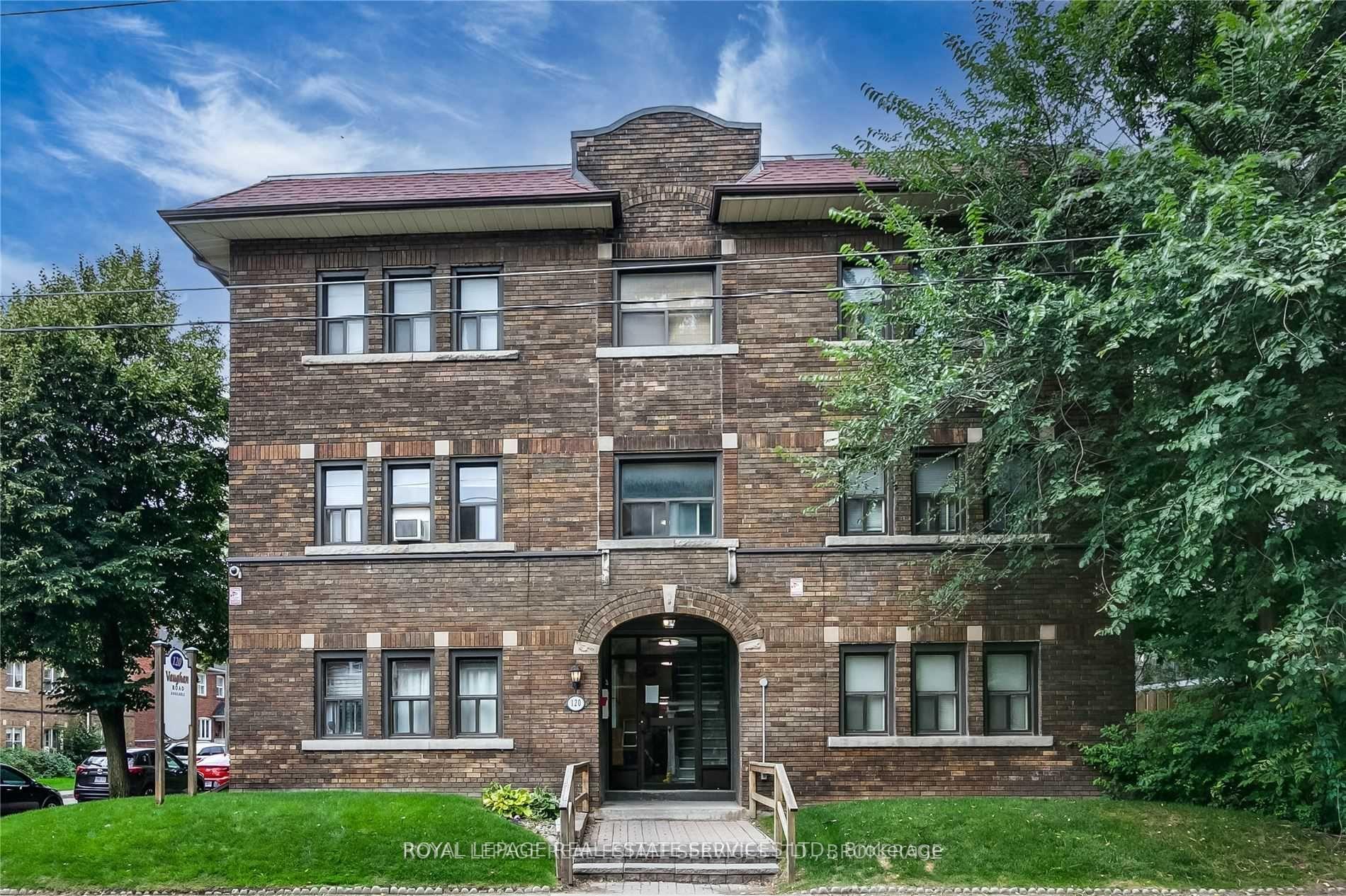 Photo 4 of Unit 20, 120 Vaughan Road, Toronto, Humewood-Cedarvale — HOMEH