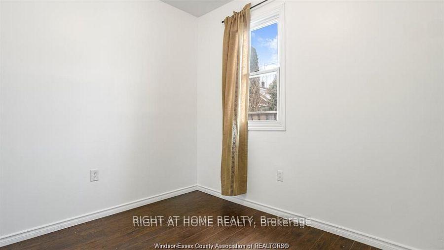Photo 10 of 762 Aylmer Avenue E, Windsor, Downtown Windsor — HOMEH