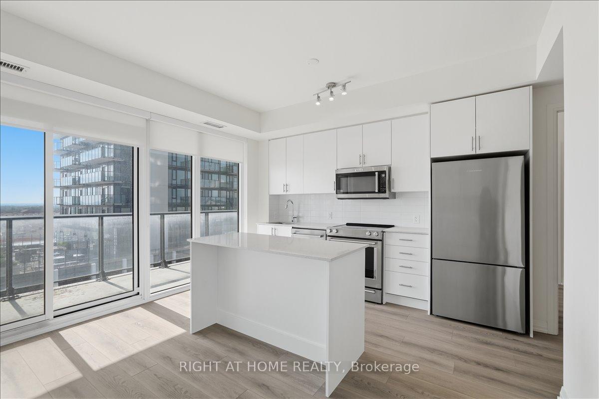 Photo 11 of Unit 910, 8960 Jane Street, Vaughan, Vellore Village — HOMEH