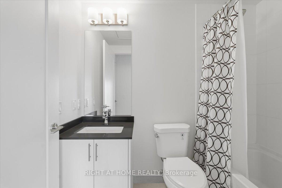 Photo 25 of Unit 910, 8960 Jane Street, Vaughan, Vellore Village — HOMEH