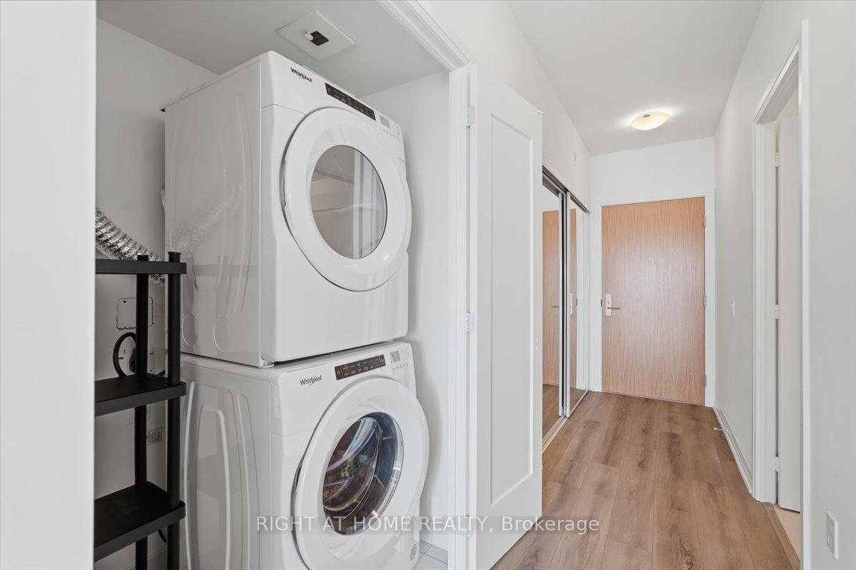 Photo 29 of Unit 910, 8960 Jane Street, Vaughan, Vellore Village — HOMEH