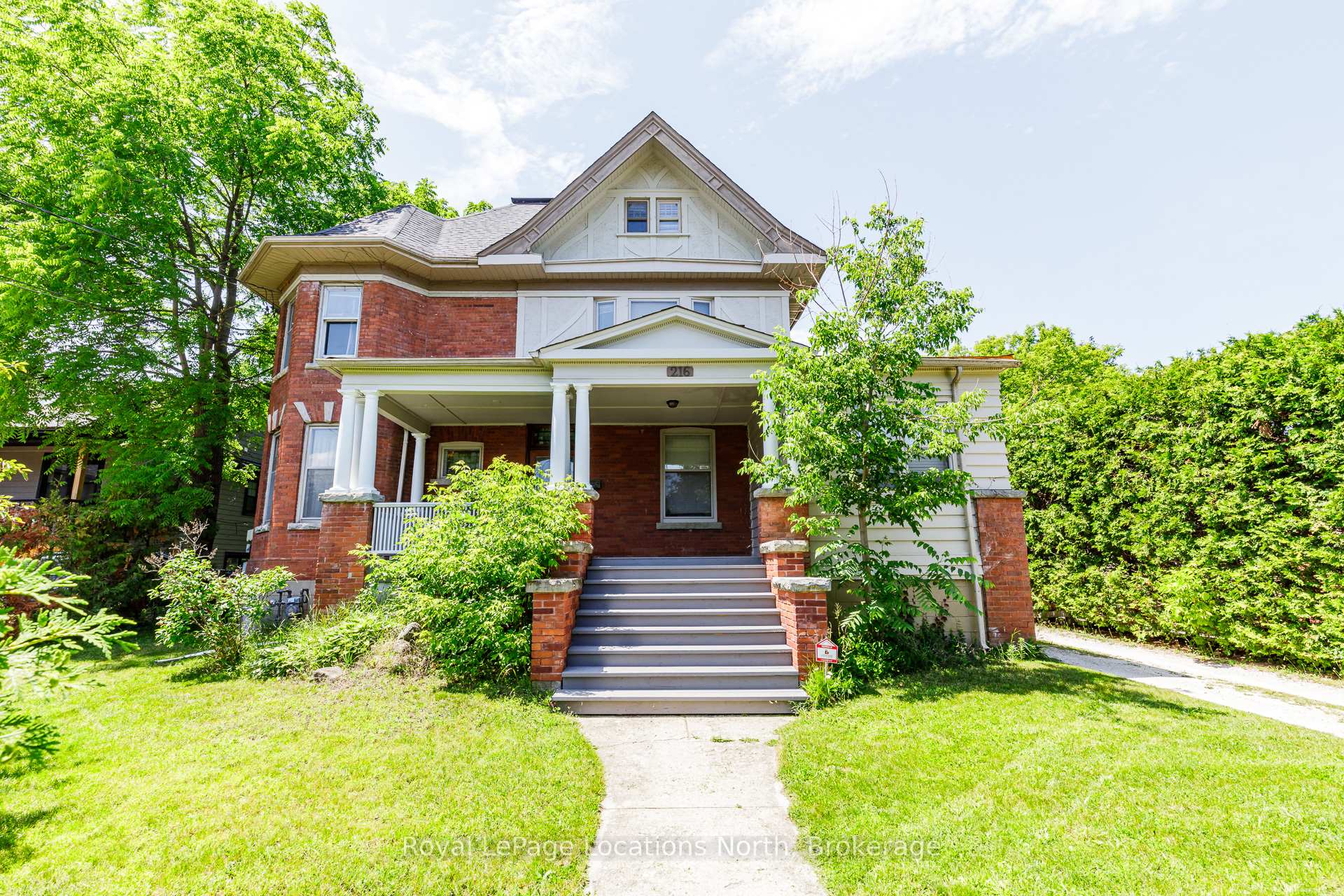 Photo 3 of 216 Cedar Street, Collingwood — HOMEH