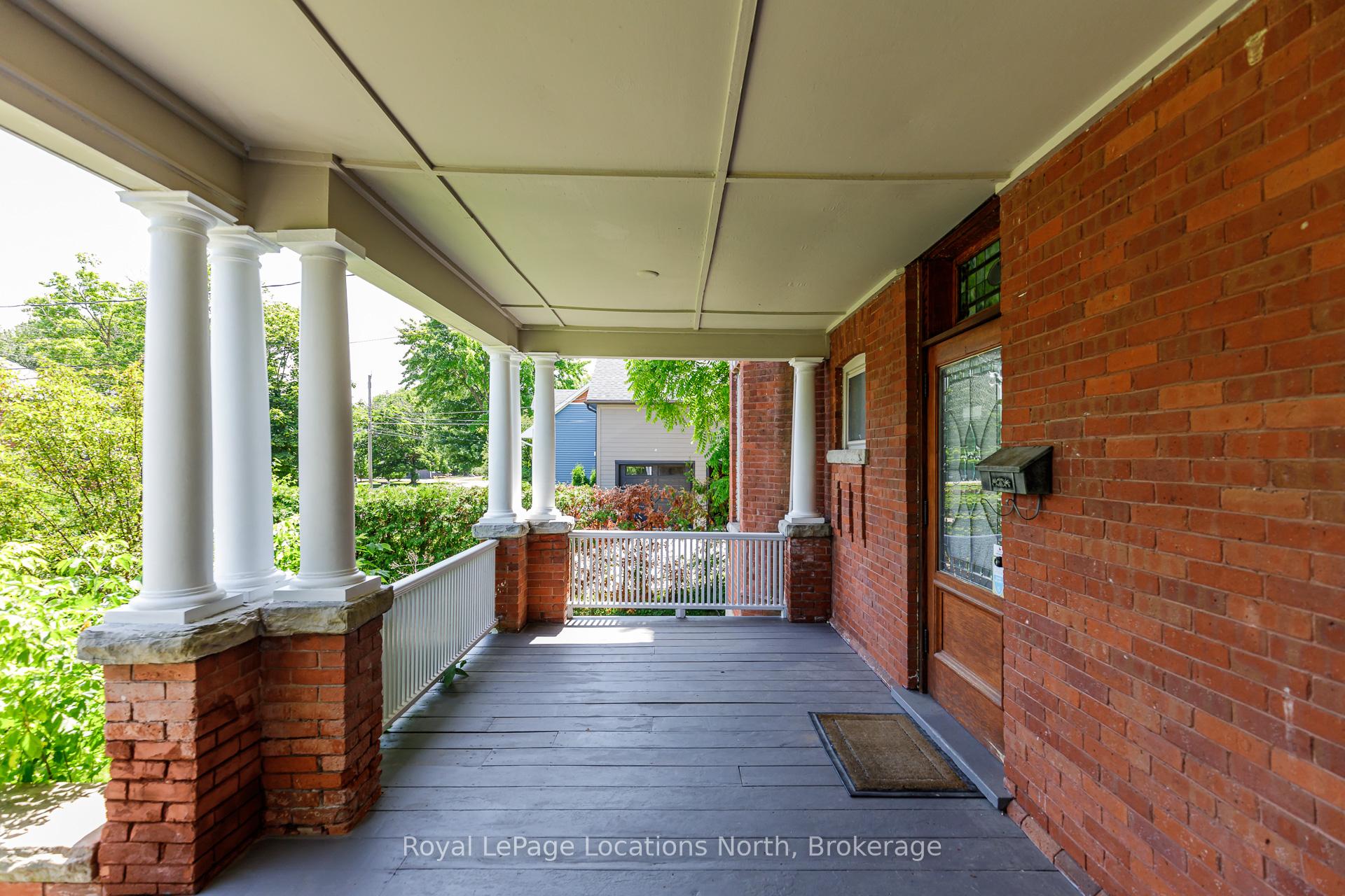 Photo 5 of 216 Cedar Street, Collingwood — HOMEH