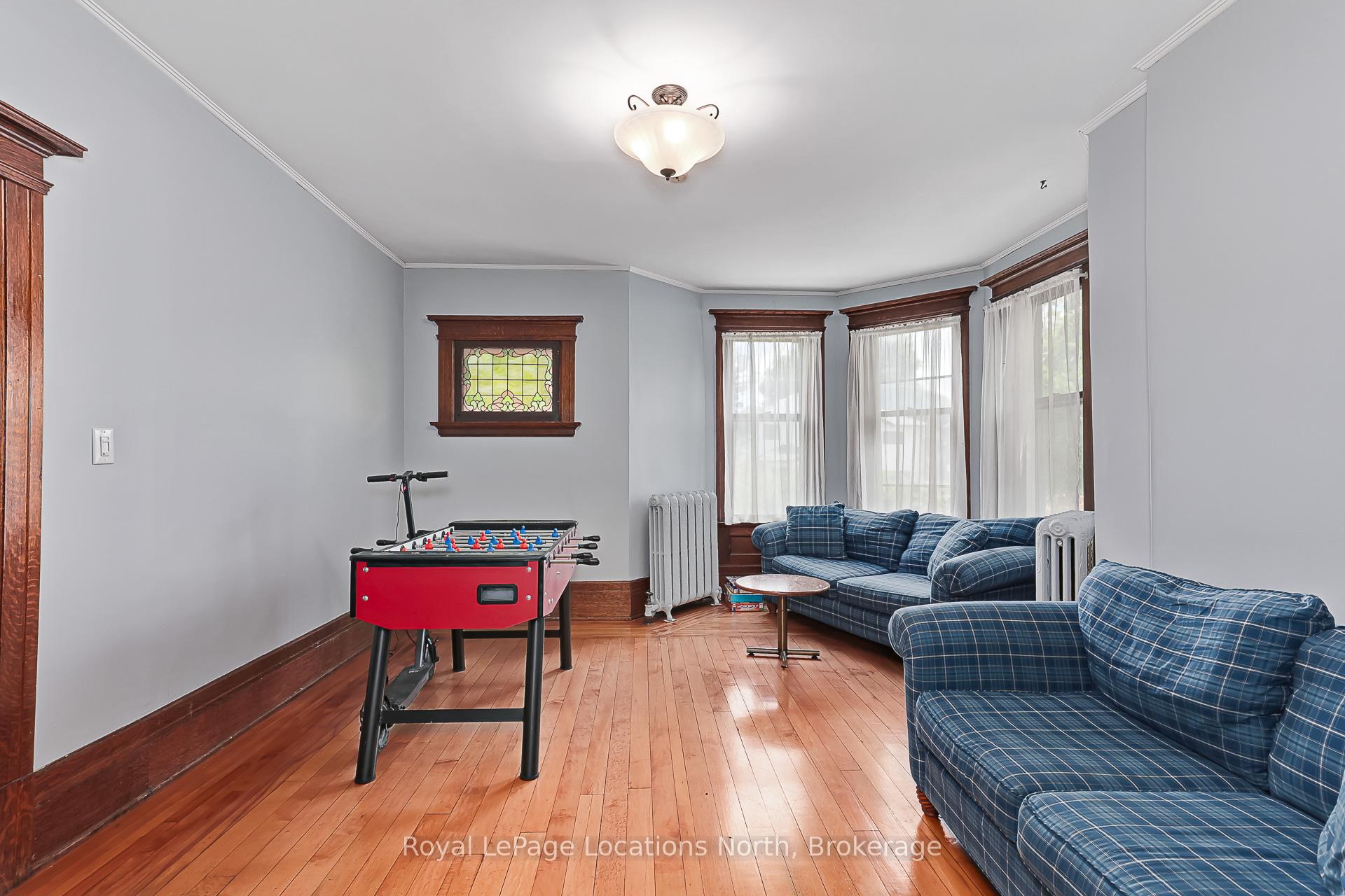 Photo 12 of 216 Cedar Street, Collingwood — HOMEH