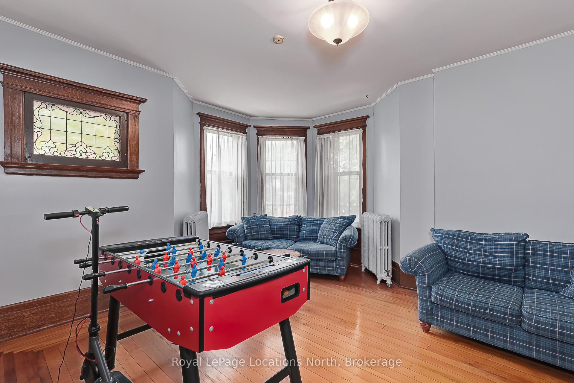 Photo 13 of 216 Cedar Street, Collingwood — HOMEH