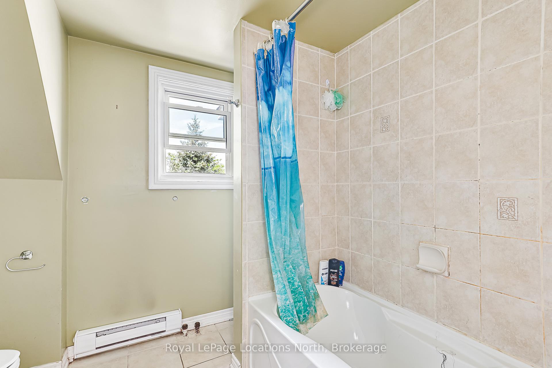 Photo 33 of 216 Cedar Street, Collingwood — HOMEH
