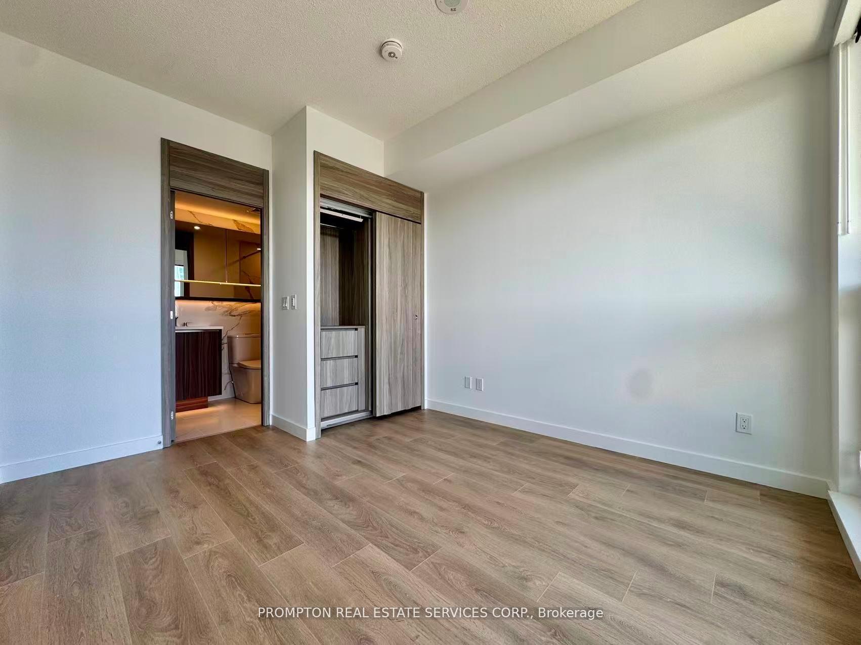 Photo 8 of Unit 2201, 68 Esther Shiner Boulevard, North York, Bayview Village — HOMEH