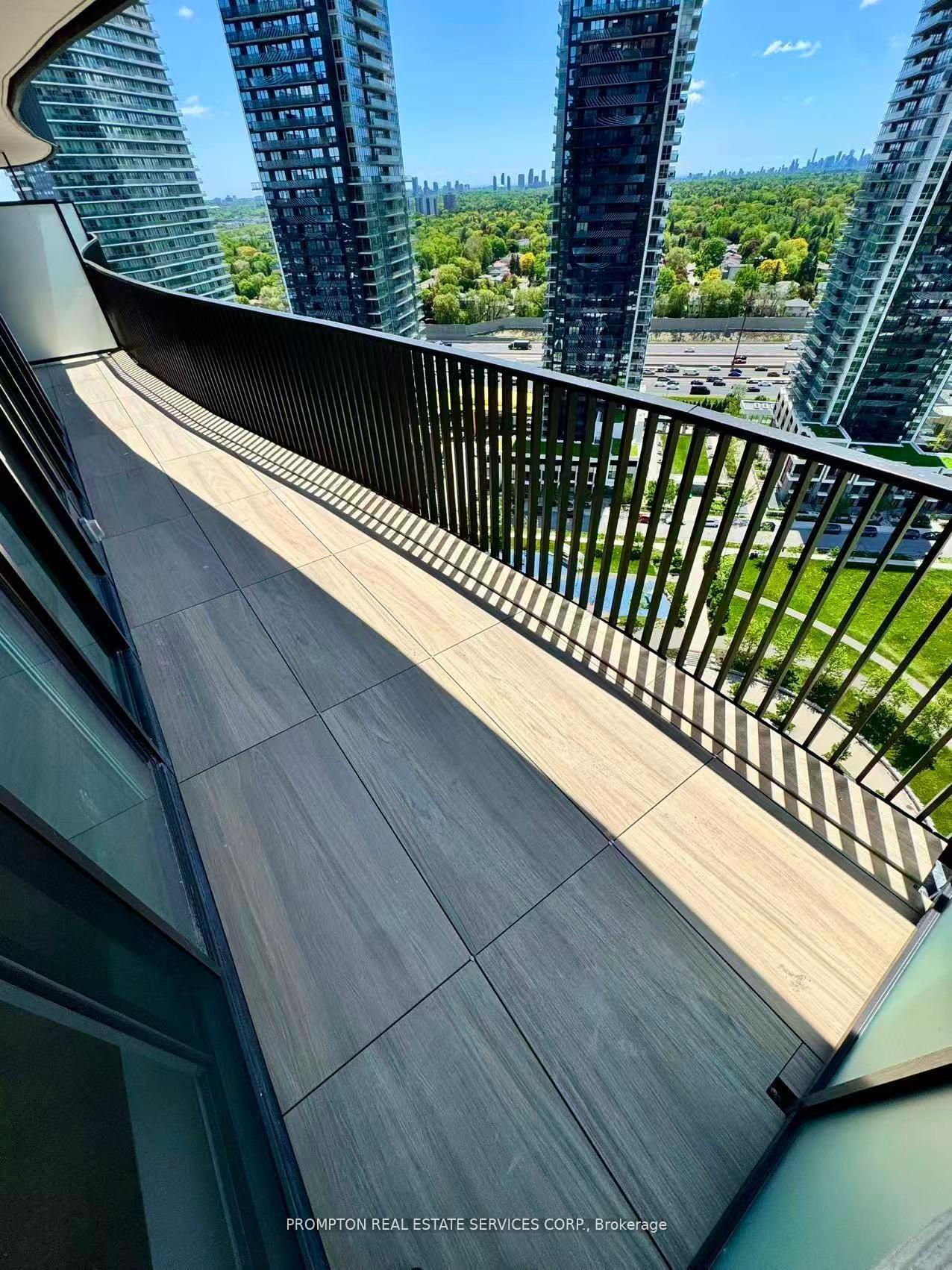 Photo 14 of Unit 2201, 68 Esther Shiner Boulevard, North York, Bayview Village — HOMEH