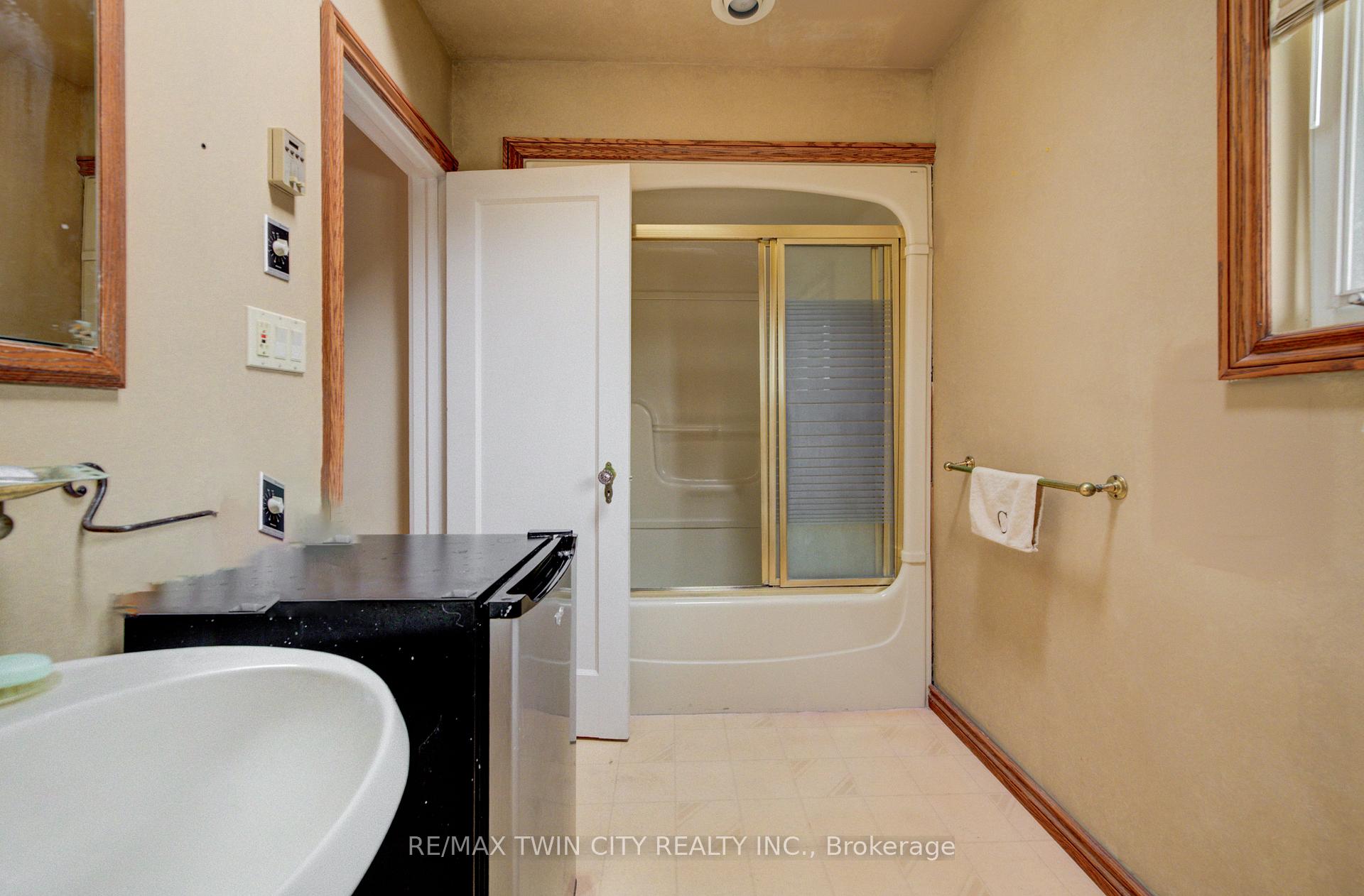 Photo 21 of 227 Lydia Street, Waterloo — HOMEH