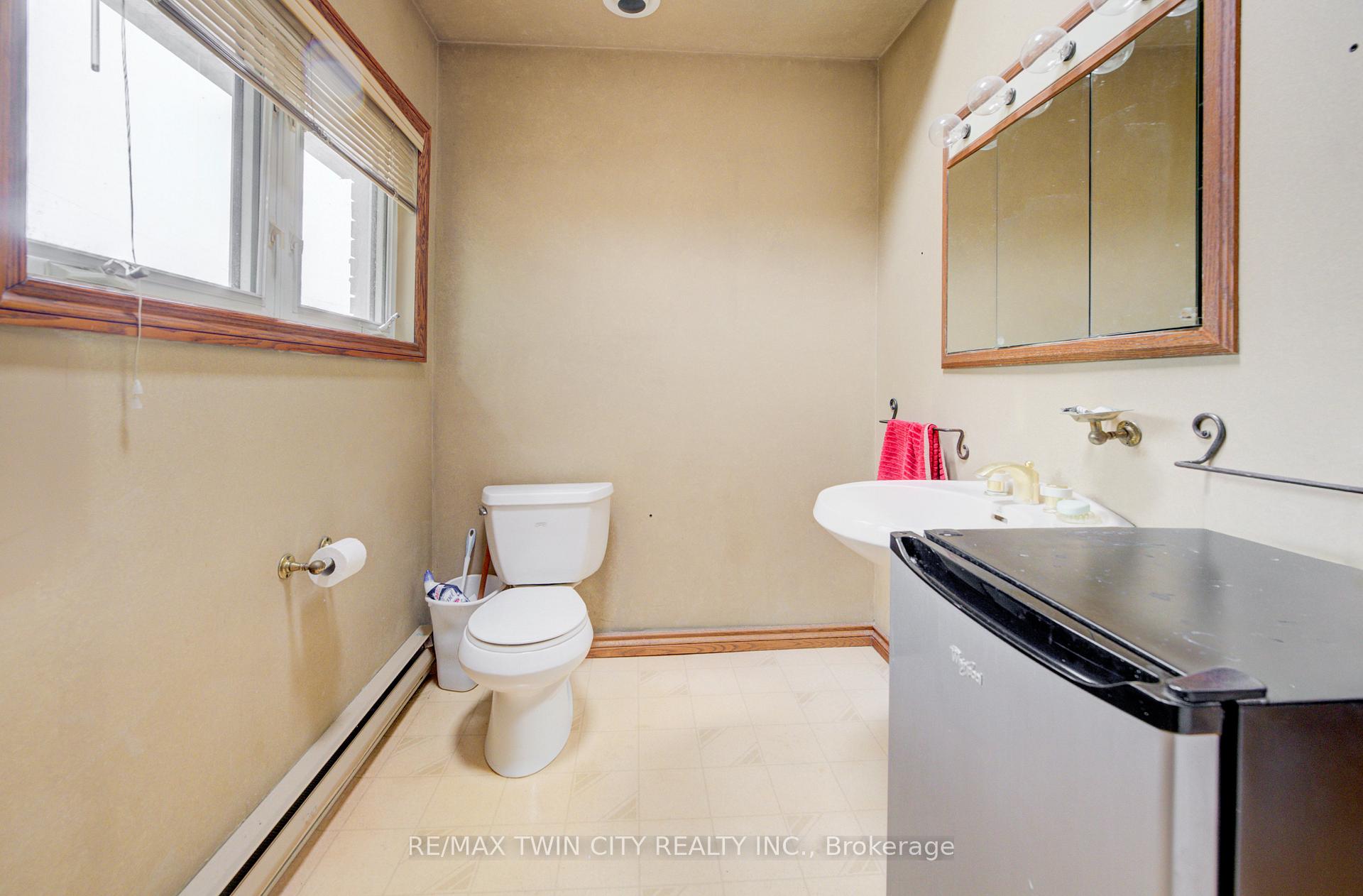 Photo 22 of 227 Lydia Street, Waterloo — HOMEH
