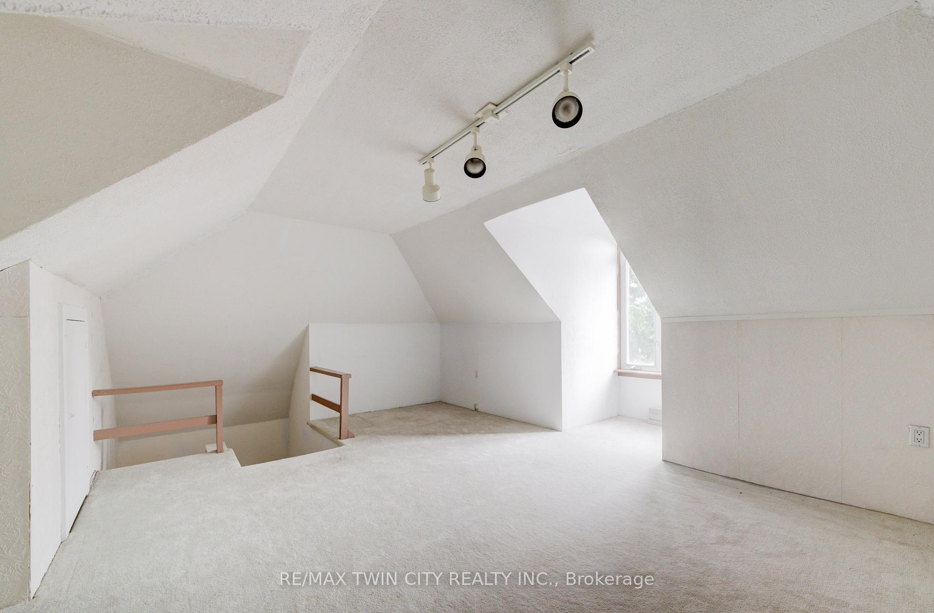 Photo 24 of 227 Lydia Street, Waterloo — HOMEH