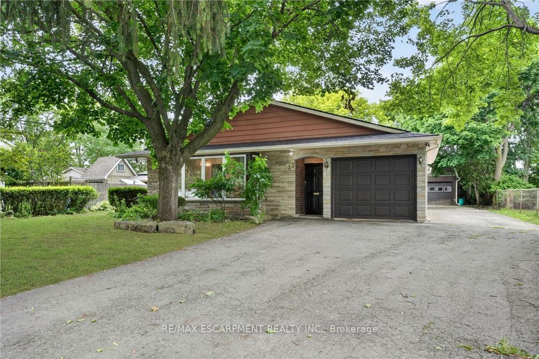 Photo 1 of 13 Wade Road, West Lincoln, Smithville — HOMEH