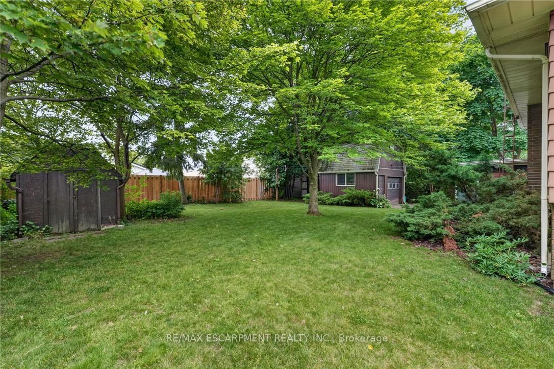 Photo 2 of 13 Wade Road, West Lincoln, Smithville — HOMEH