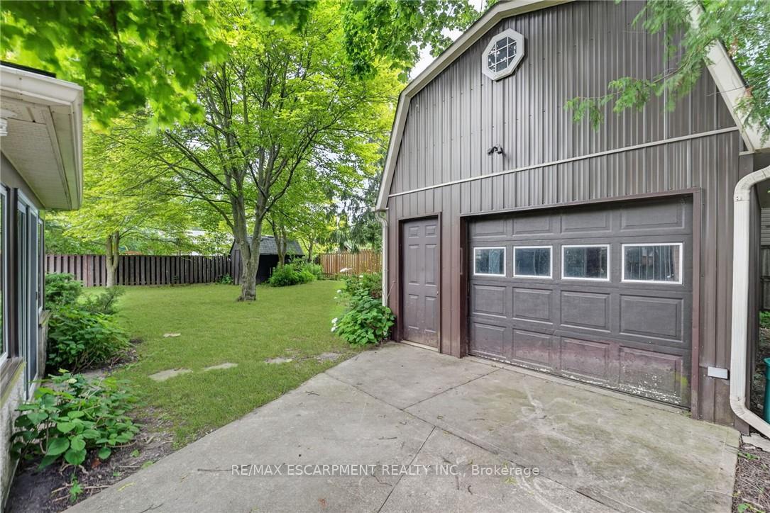 Photo 3 of 13 Wade Road, West Lincoln, Smithville — HOMEH