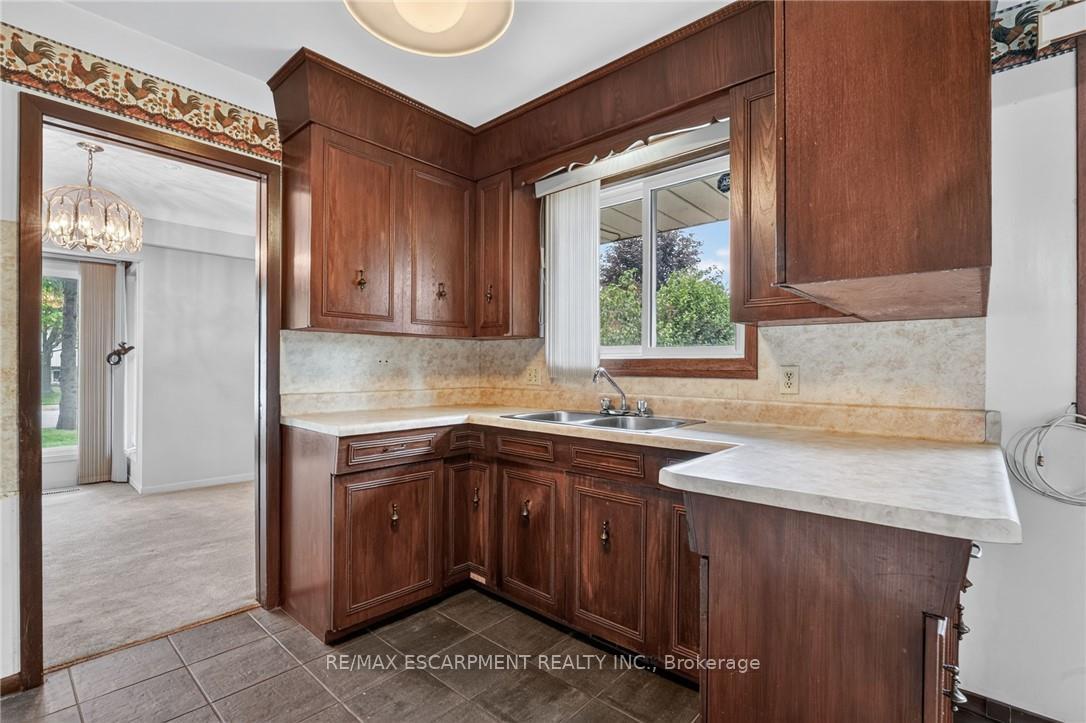 Photo 11 of 13 Wade Road, West Lincoln, Smithville — HOMEH