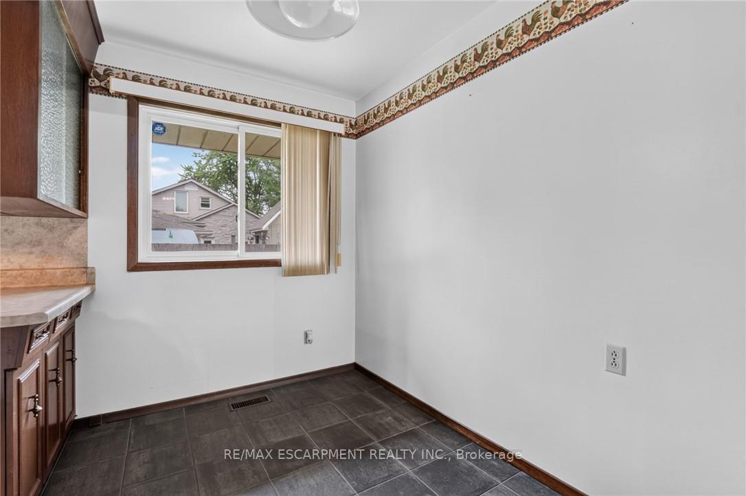 Photo 12 of 13 Wade Road, West Lincoln, Smithville — HOMEH