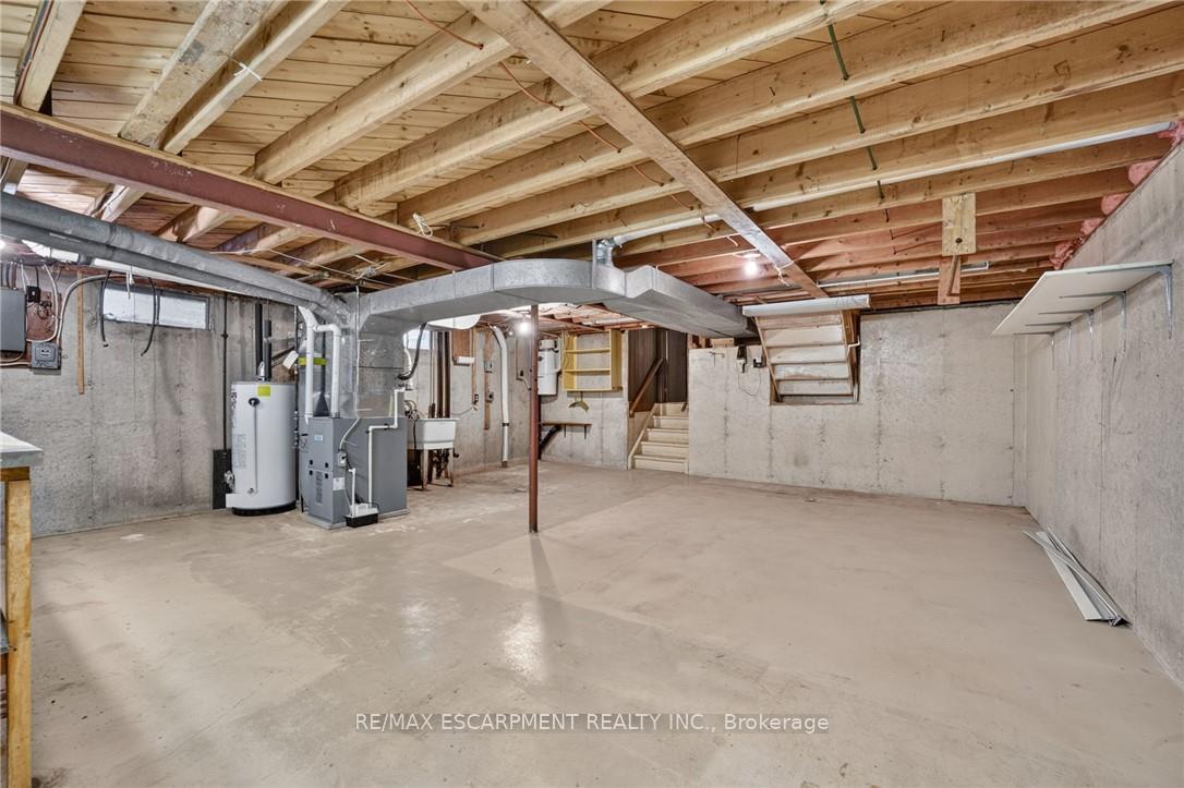 Photo 33 of 13 Wade Road, West Lincoln, Smithville — HOMEH