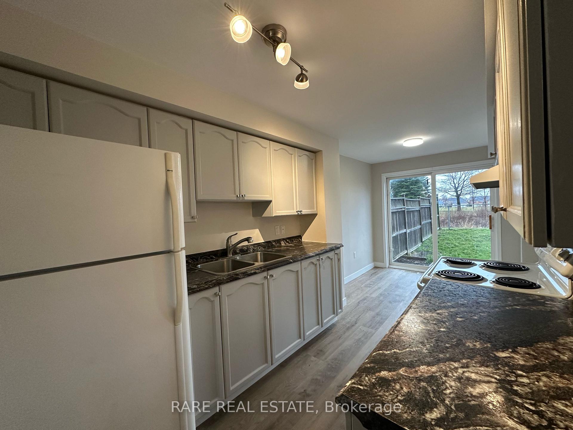 Photo 10 of 253 Dunsmore Lane N, Barrie, Georgian Drive — HOMEH