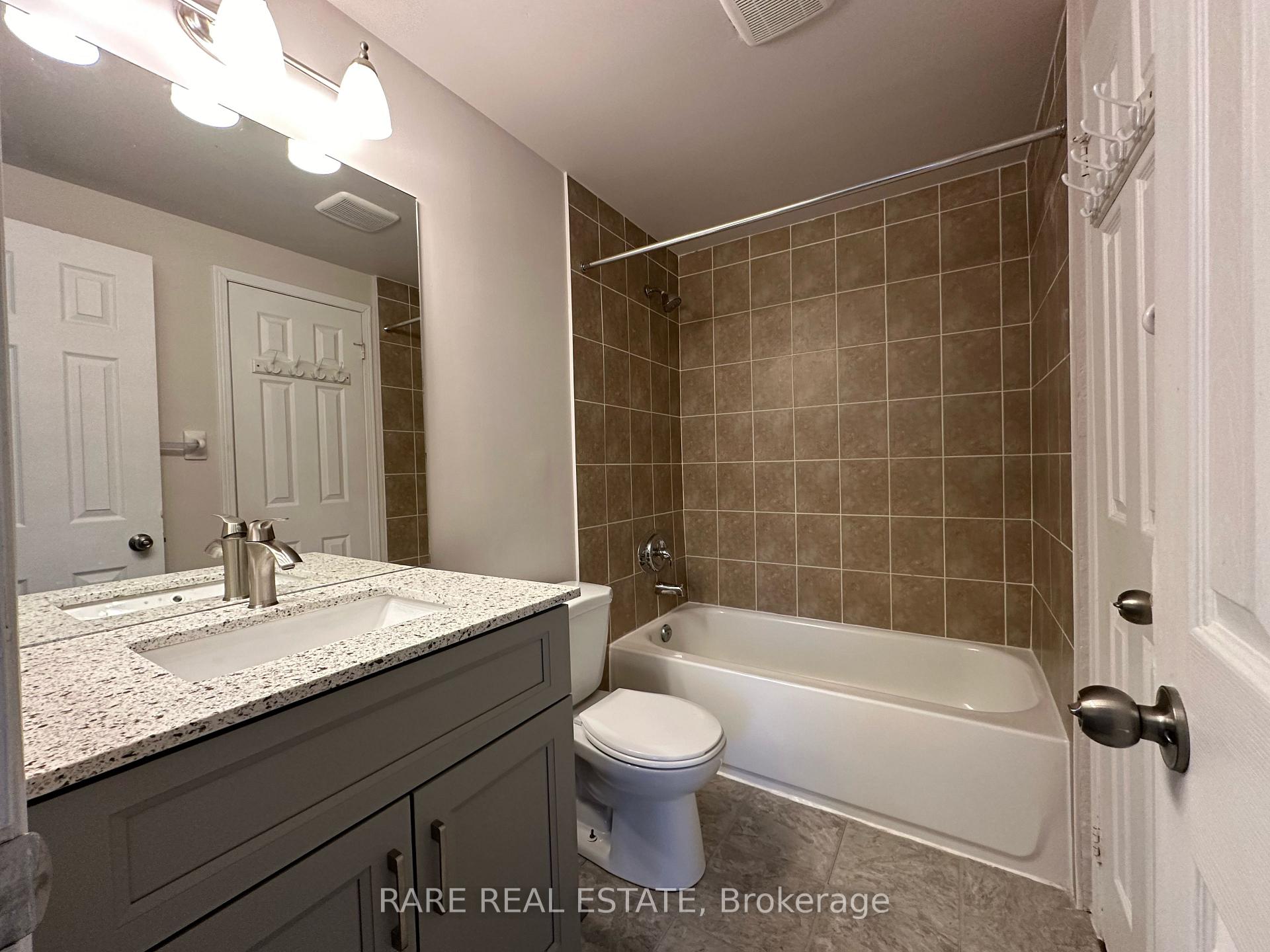 Photo 17 of 253 Dunsmore Lane N, Barrie, Georgian Drive — HOMEH