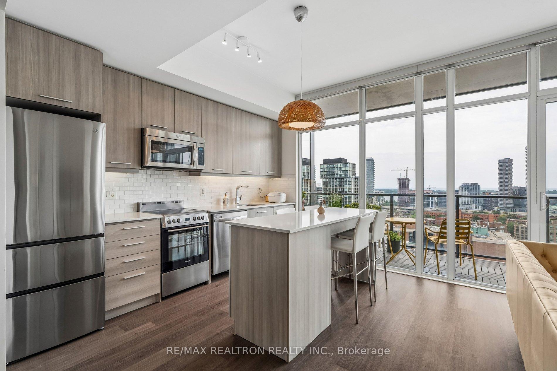 Photo 6 of Unit 1910, 105 George Street, Toronto, Moss Park — HOMEH