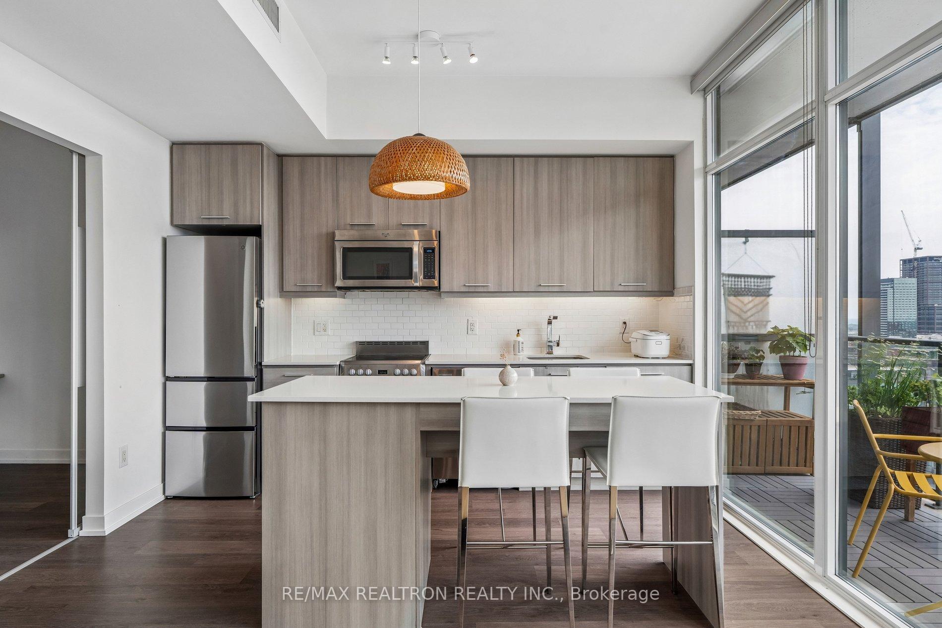 Photo 8 of Unit 1910, 105 George Street, Toronto, Moss Park — HOMEH