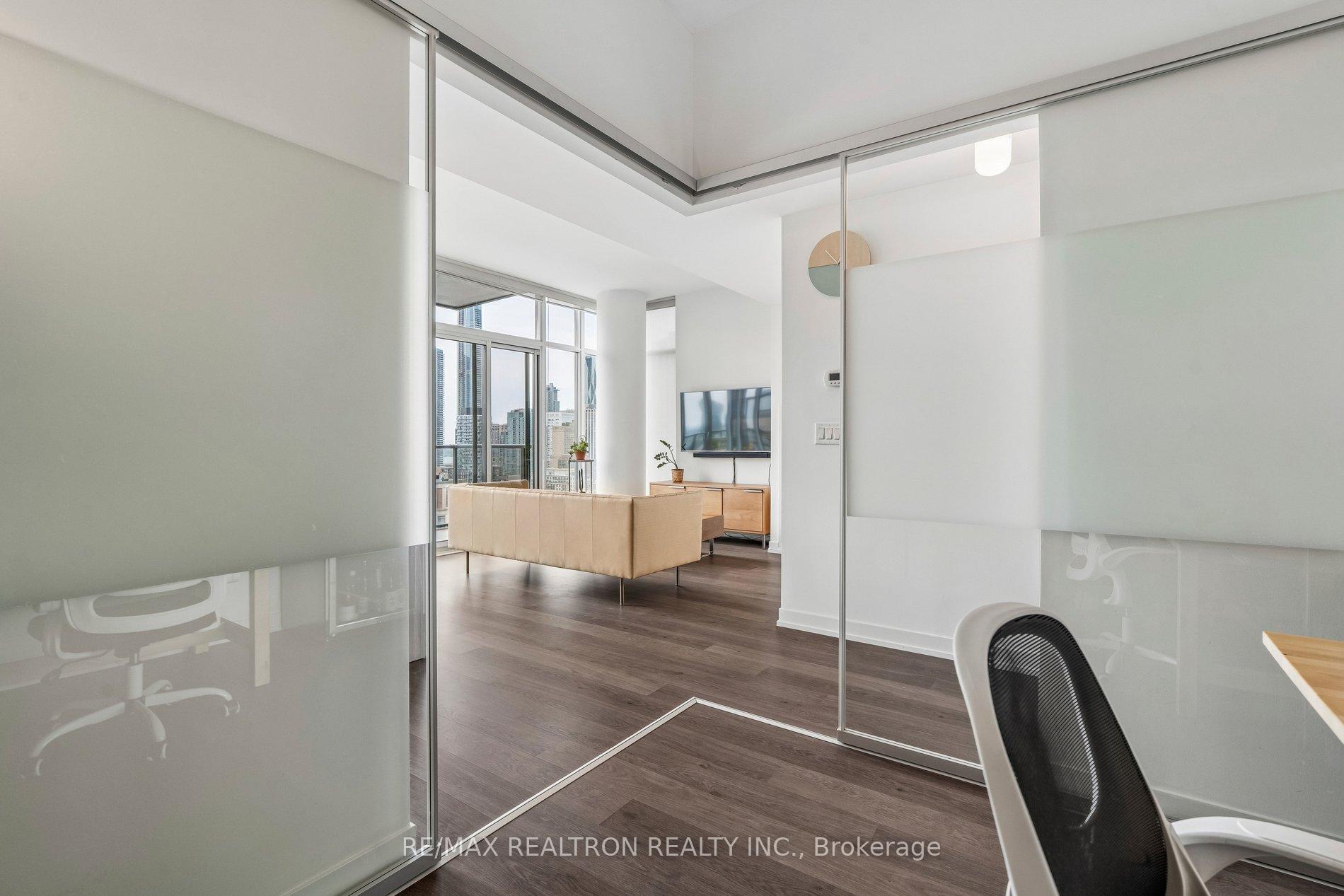 Photo 17 of Unit 1910, 105 George Street, Toronto, Moss Park — HOMEH