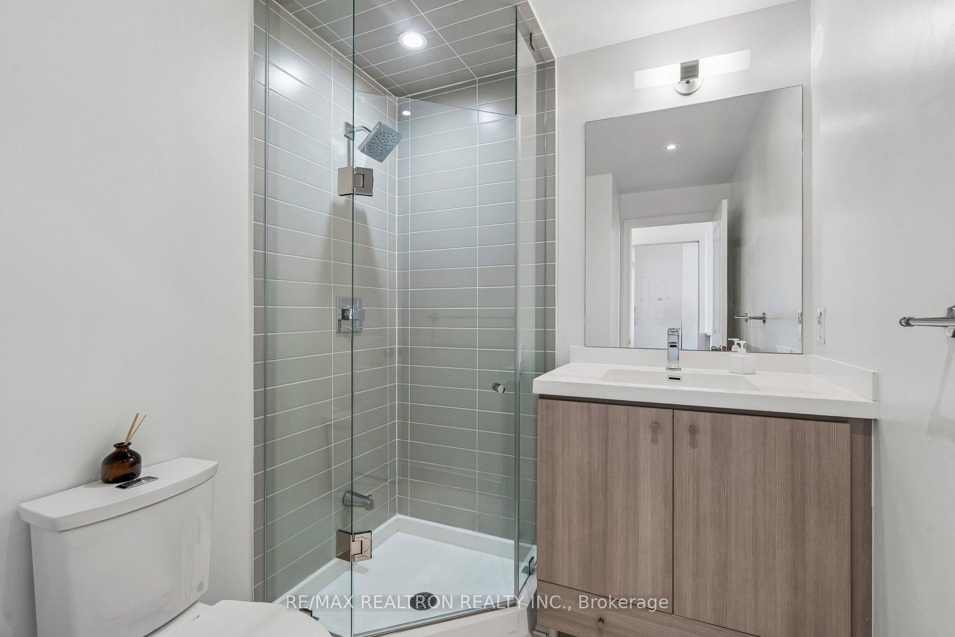 Photo 18 of Unit 1910, 105 George Street, Toronto, Moss Park — HOMEH