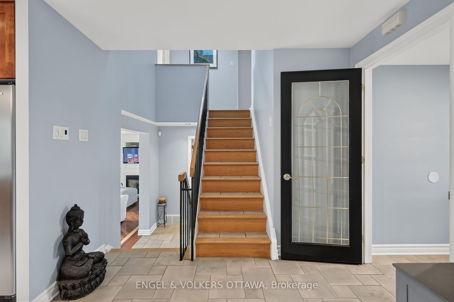 Photo 19 of 1 Blueridge Court, Ottawa, Barrhaven - Pheasant Run — HOMEH